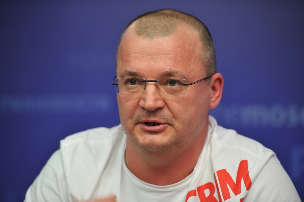 Олег Семенов добавил, что стражи порядка не имели права вызывать его на дачу показаний в Санкт-Петербурге