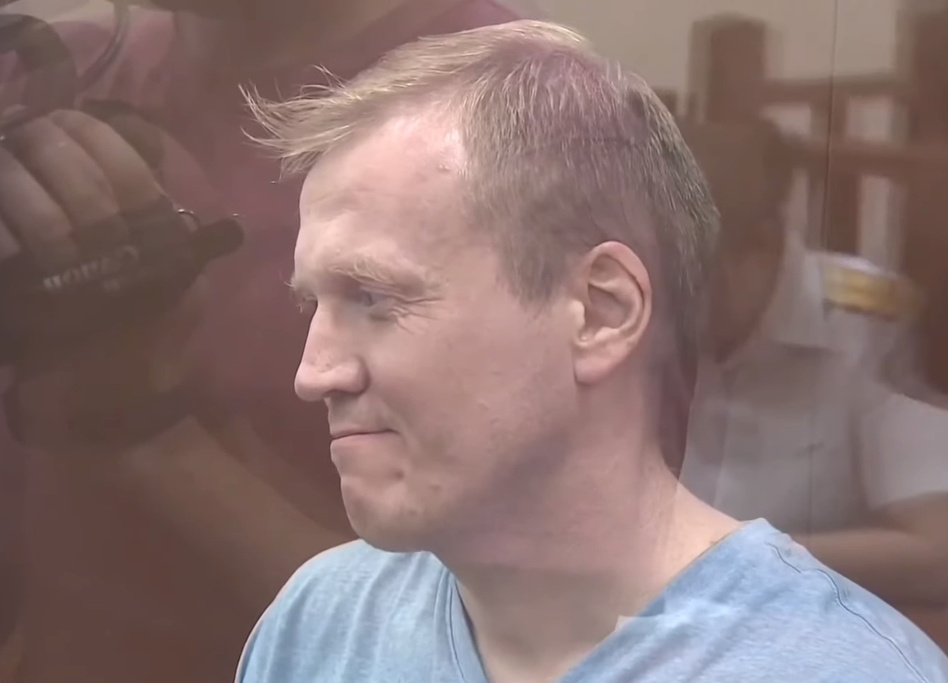 Следственный комитет прекратил уголовное дело по одному из участников акций в Москве