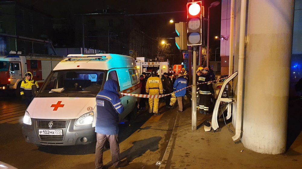 Количество жертв аварии на севере Москвы увеличилось до трех