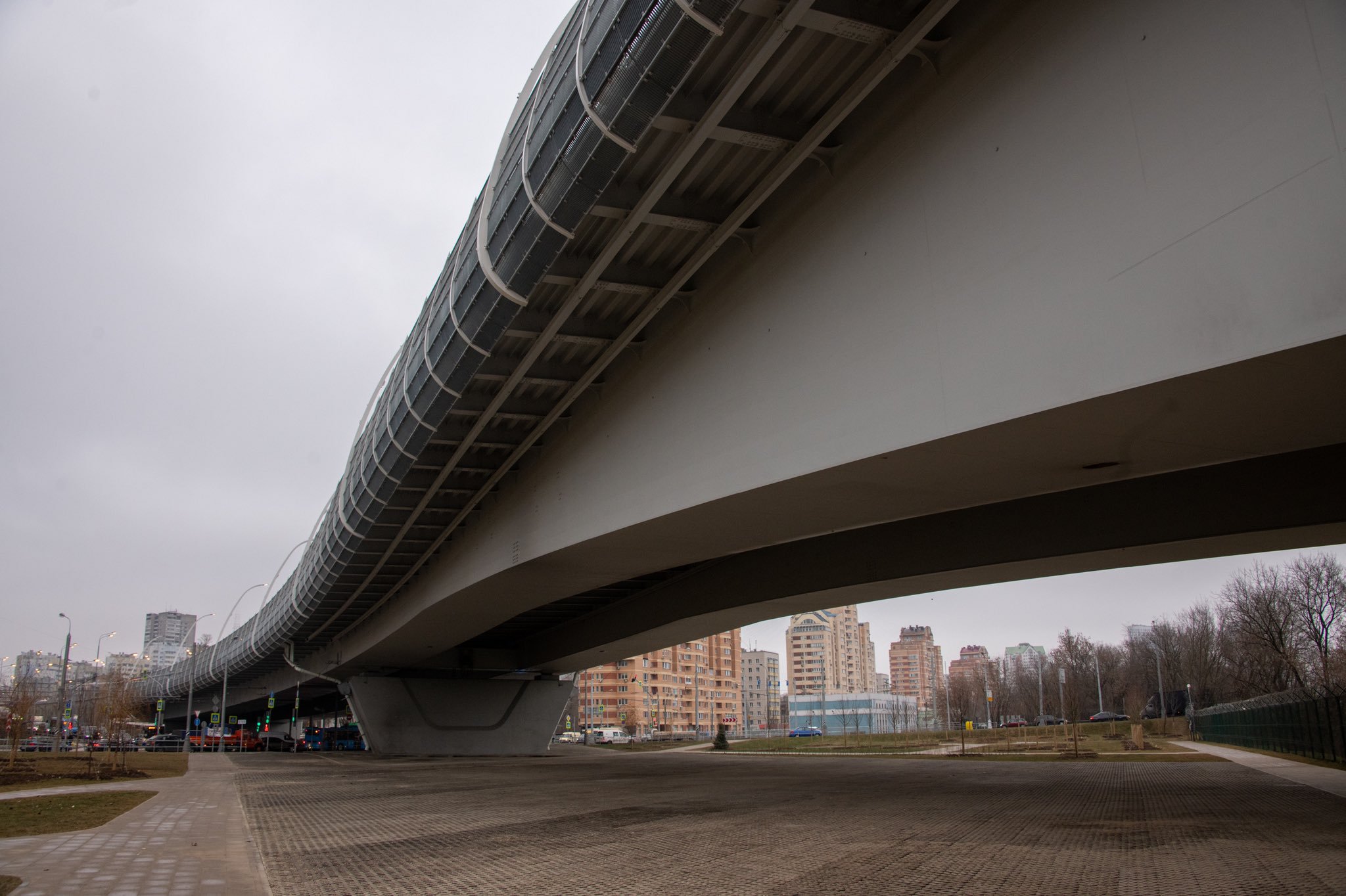 строительство мостов в москве