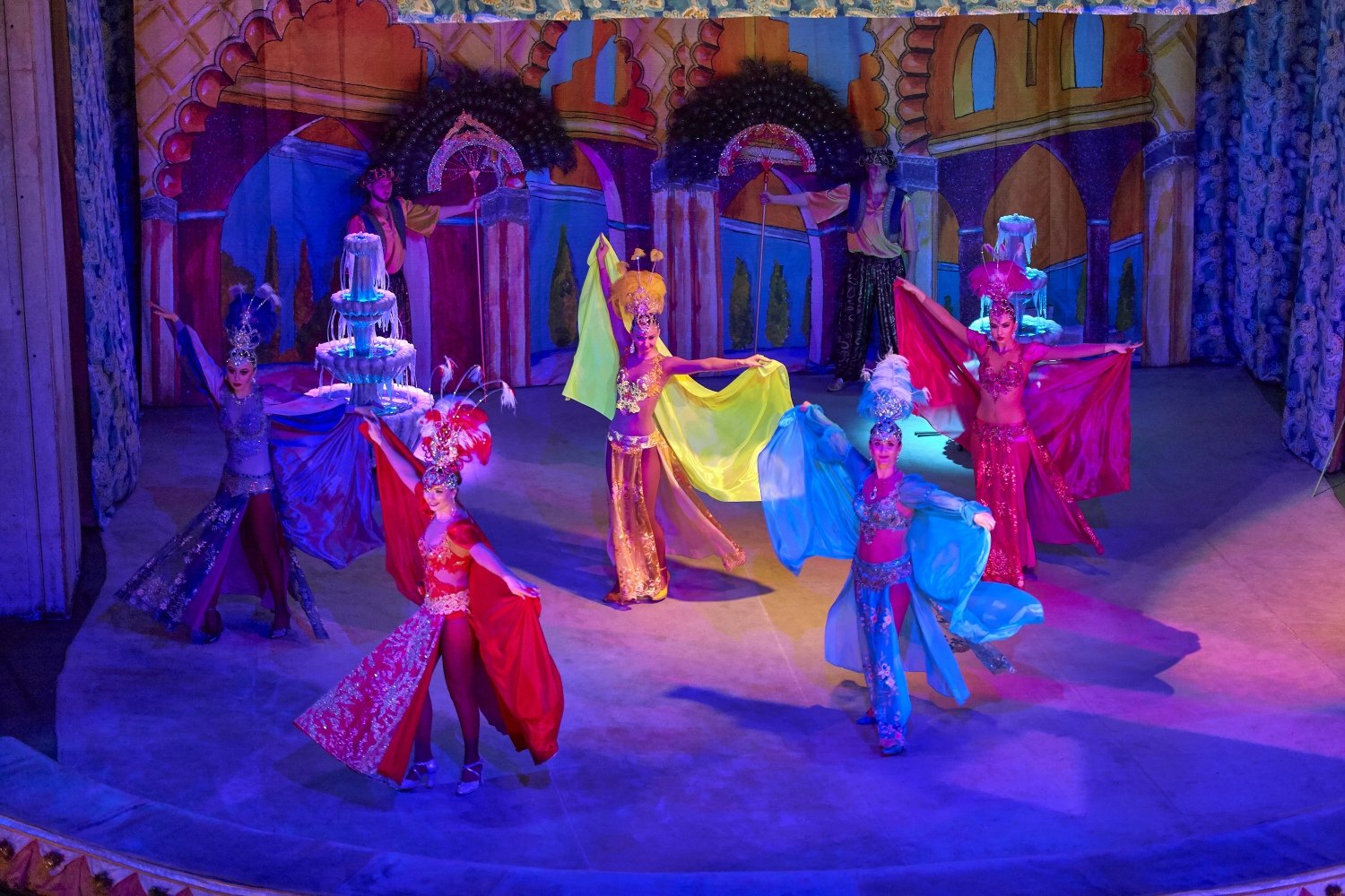 Премьера спектакля «Новогоднее приключение Султана»