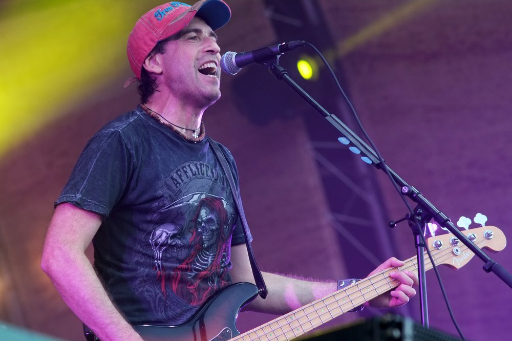 Максим Покровский признался, что у группы «Ногу свело!» еще много нереализованных идей и планов