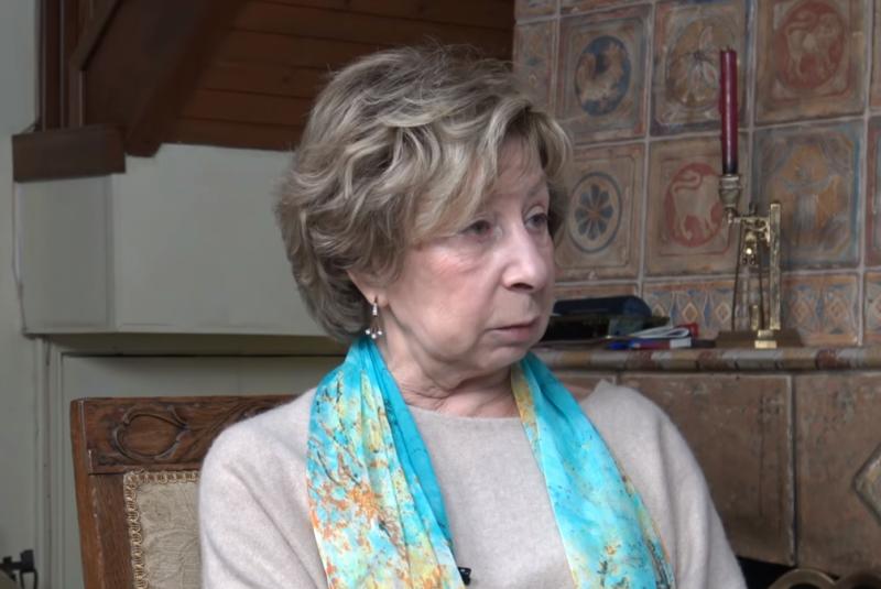 Лия Ахеджакова отказалась от судебного иска к бывшему мужу