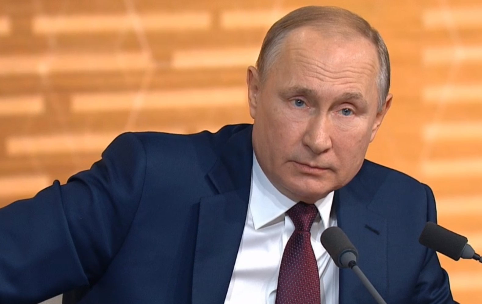 Владимир Путин заявил, что у него не самая большая в стране зарплата
