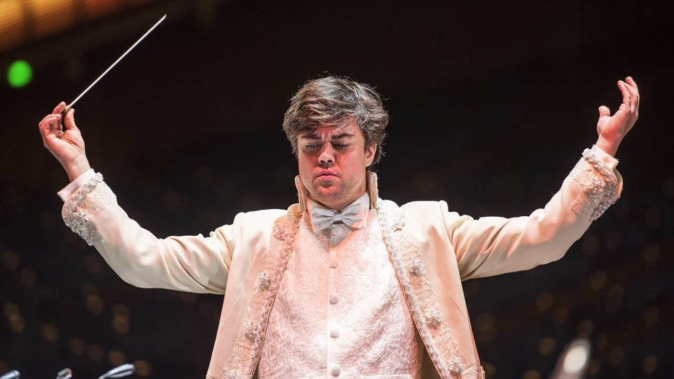 Музыканты Симфонического оркестра Concord Orchestra исполнят произведения венского композитора под руководством итальянского дирижера Fabio Pirola