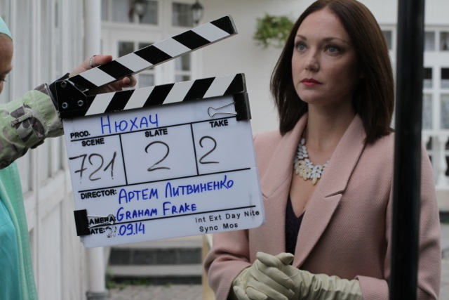 Актриса Мария Аниканова на съемочной площадке сериала «Нюхач»