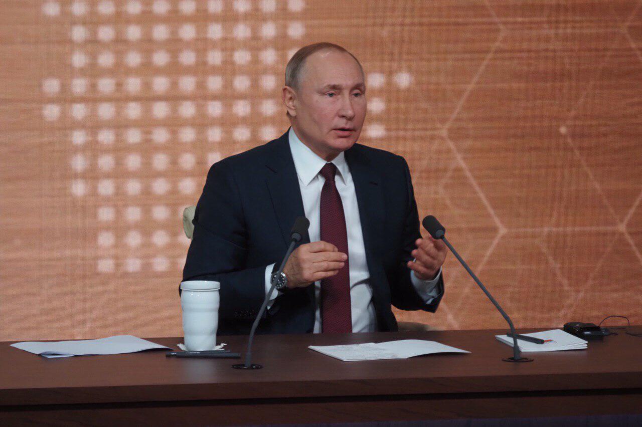 Глава государства отметил, что предоставление жилья нуждающимся военным также будет продолжено