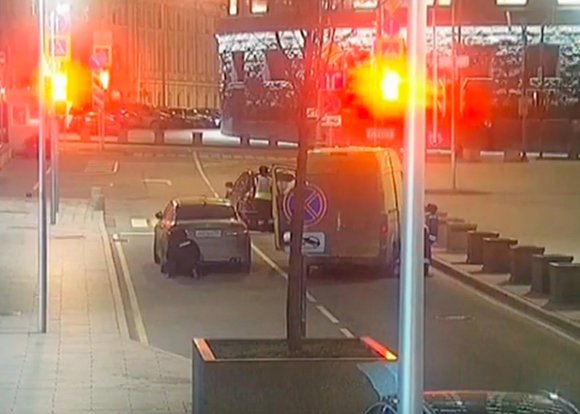 Пять человек пострадали при стрельбе на Большой Лубянке