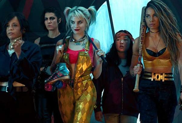 Рейтинг возглавила лента «Хищные птицы» о противостоянии супергероинь преступникам Готэма