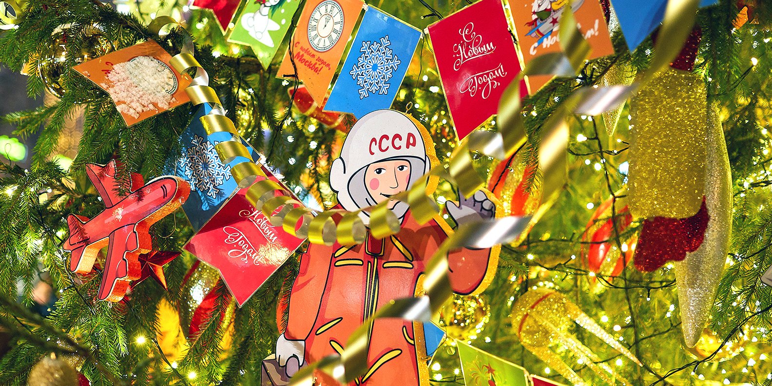 Гостей фестиваля «Путешествие в Рождество» пригласили собрать луноход и ракету