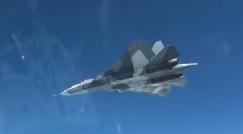 Ранее представитель силовых структур сообщил о крушении истребителя Т-50 (Су-57) под Комсомольском-на-Амуре