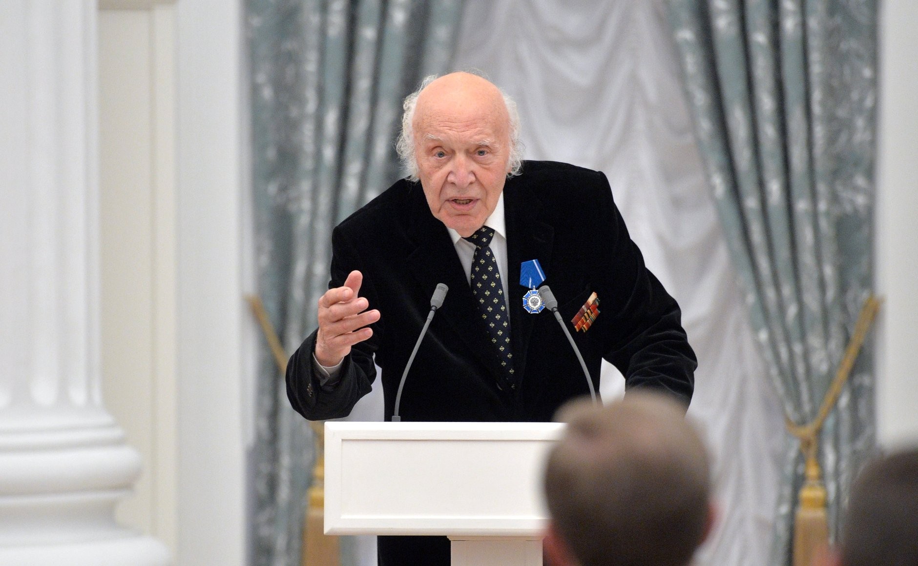 Народный артист России Виктор Балашов