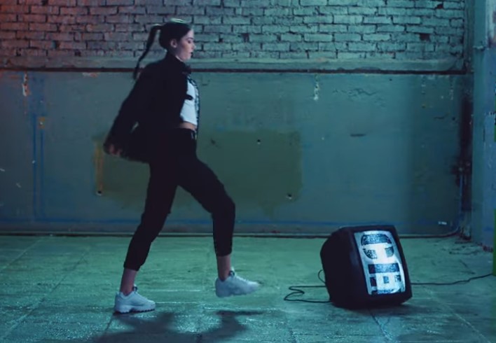 RT опубликовал новогодний ролик с главными новостями 2019 года