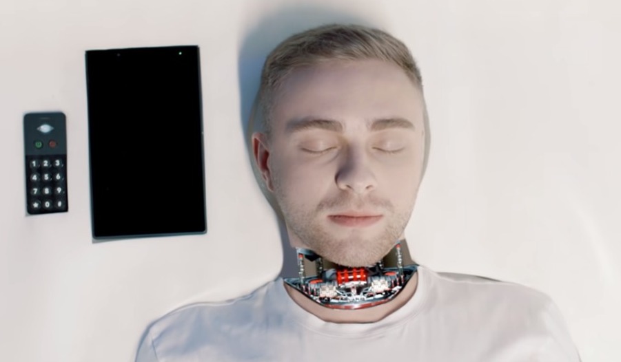 Кадр из ленты «(НЕ)идеальный мужчина», режиссер — Марюс Вайсберг