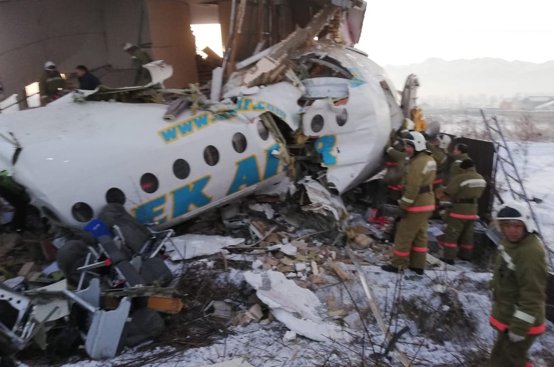 Компания Bek Air приостановила работу после крушения самолета в Алма-Ате