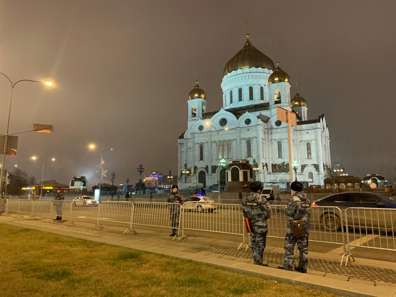 Движение в центре Москвы перекроют из-за праздничных служб на Рождество