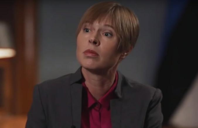 Президент Эстонии Керсти Кальюлайд отметила, что ее младшие дети с раннего возраста говорят на трех языках