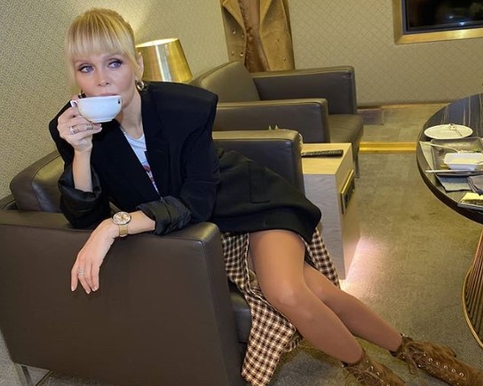 Валерия ответила на критику Пригожина за слова о бедности артистов