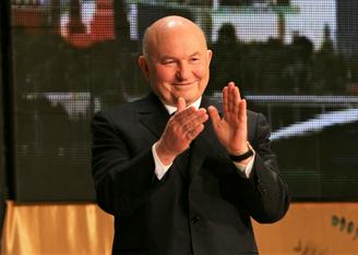 Появилось видео из клиники, где скончался Юрий Лужков