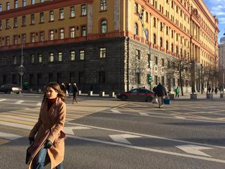 Цветы, пули и воспоминания: как встретила Лубянка утро после стрельбы