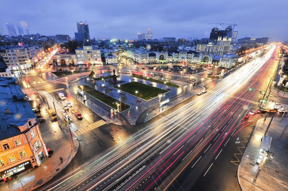 Улицы в центре столицы открыли для проезда автомобилей