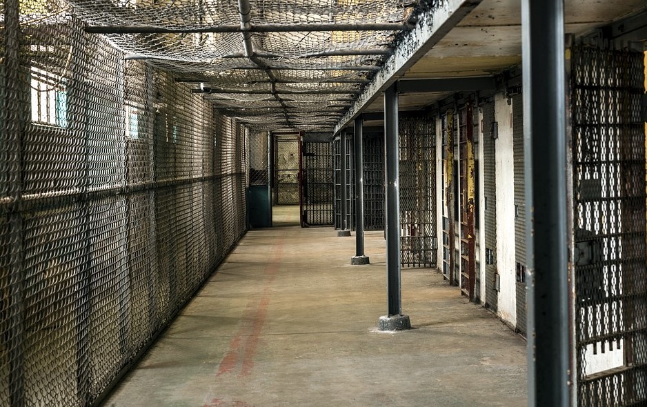 Специальный сервис поможет бывшим осужденным найти работу