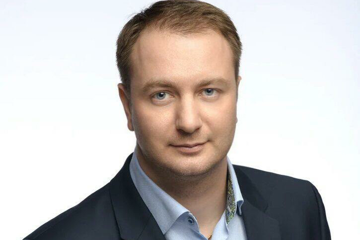 Кирилл Щитов рассказал, что сегодня онлайн-сервисы по заказу такси по закону не несут практически никакой ответственности за действия водителя, приехавшего на заказ