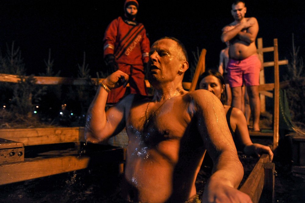 Крещенские купания в Москве посетили более 87 тысяч человек