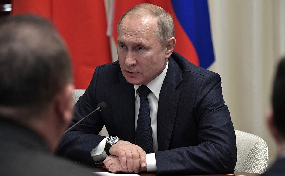 Путин определил 40 кандидатов для нового состава Общественной палаты