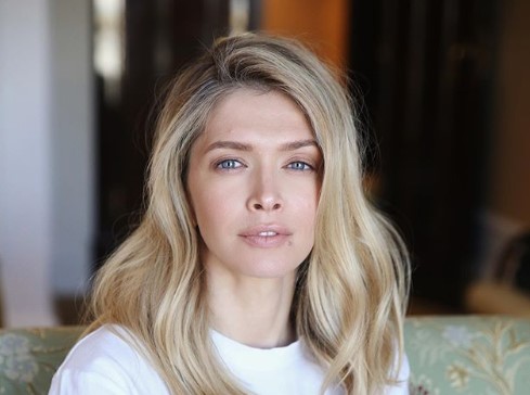 37-летняя артистка решила успокоить подписчиков, тревожащихся за ее счастье