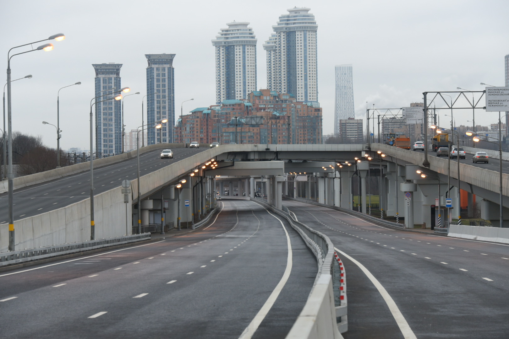 Движение на ряде улиц в Москве ограничат из-за ремонтных работ