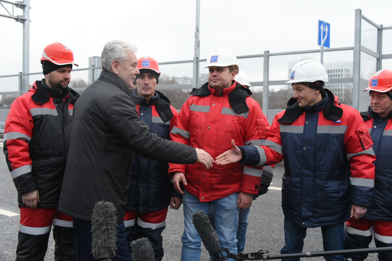 Глава города отметил, что этот проект очень важен для Москвы, поскольку он поможет разгрузить Мичуринский и Кутузовский проспекты, Можайское и Аминьевское шоссе