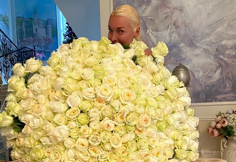 Анастасия Волочкова показала редкое архивное фото