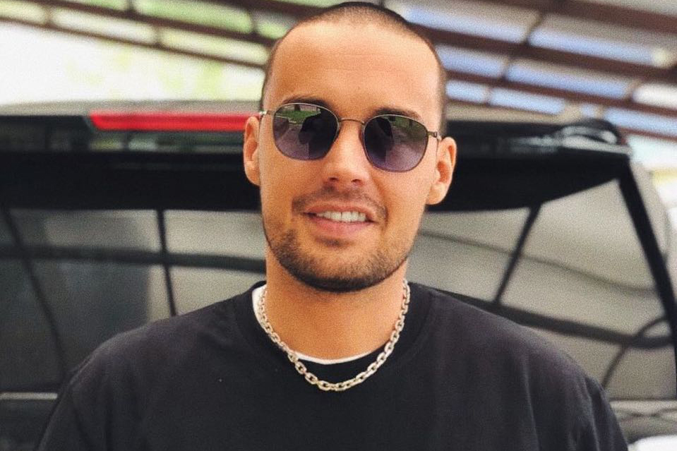 Бывшая жена Гуфа вместе с его сыном высмеяла предстоящую свадьбу рэпера