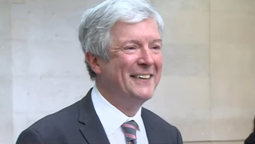 Холл являлся генеральным директором BBC на протяжении 7 лет