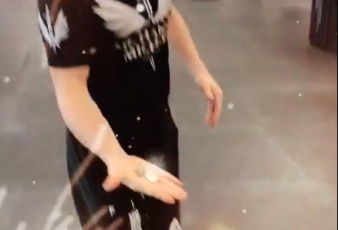 Российский спортсмен запустил международный челлендж с монетами