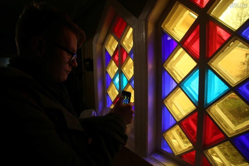 Большой витраж украсит новое здание Хорошевского суда 