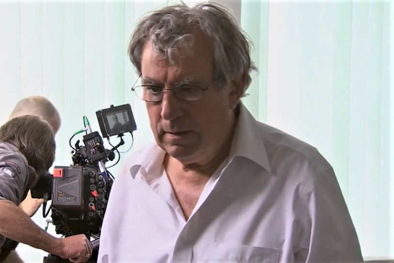 В 2006 году британские СМИ сообщали, что артист страдал раком и даже перенес операцию по удалению опухоли