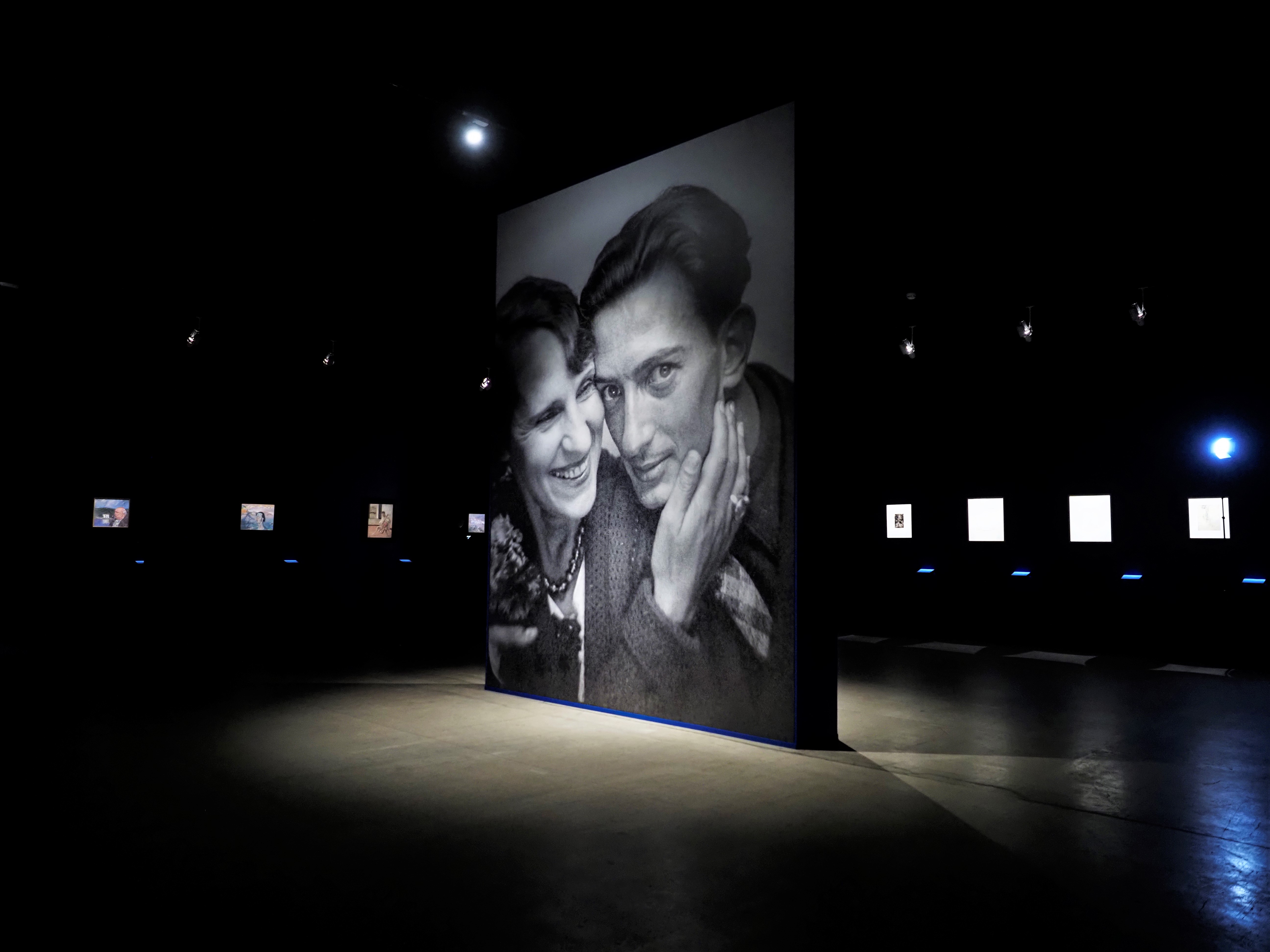 Посещение по сеансам ввели на выставке Дали в столичном «Манеже»