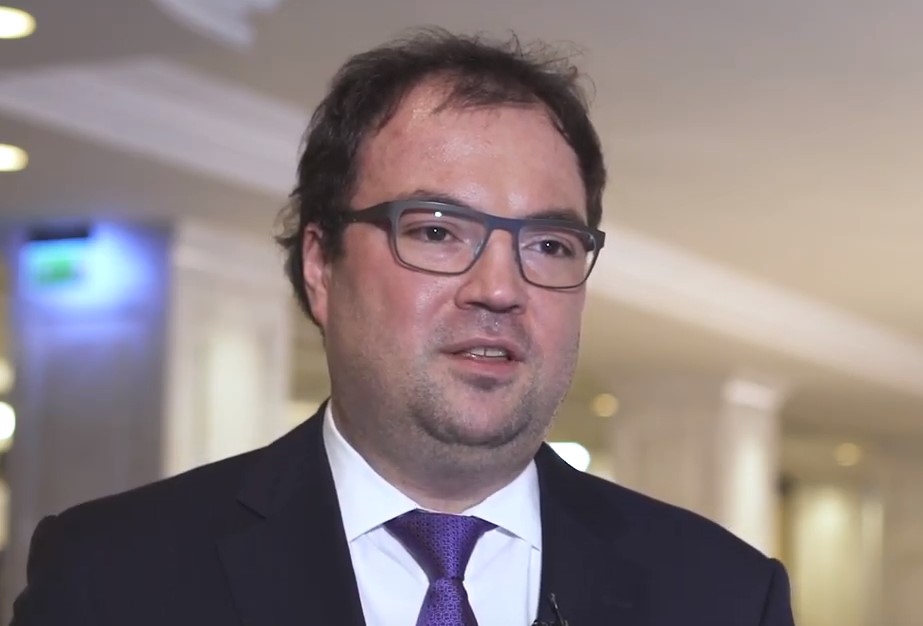 С такой инициативой выступил министр связи Максут Шадаев