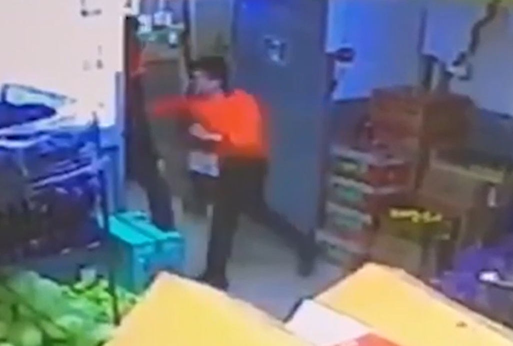 Кассир столичного магазина одним ударом убил покупателя