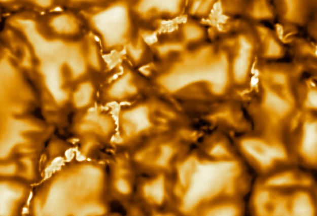 Детальные снимки Солнца появились в Сети