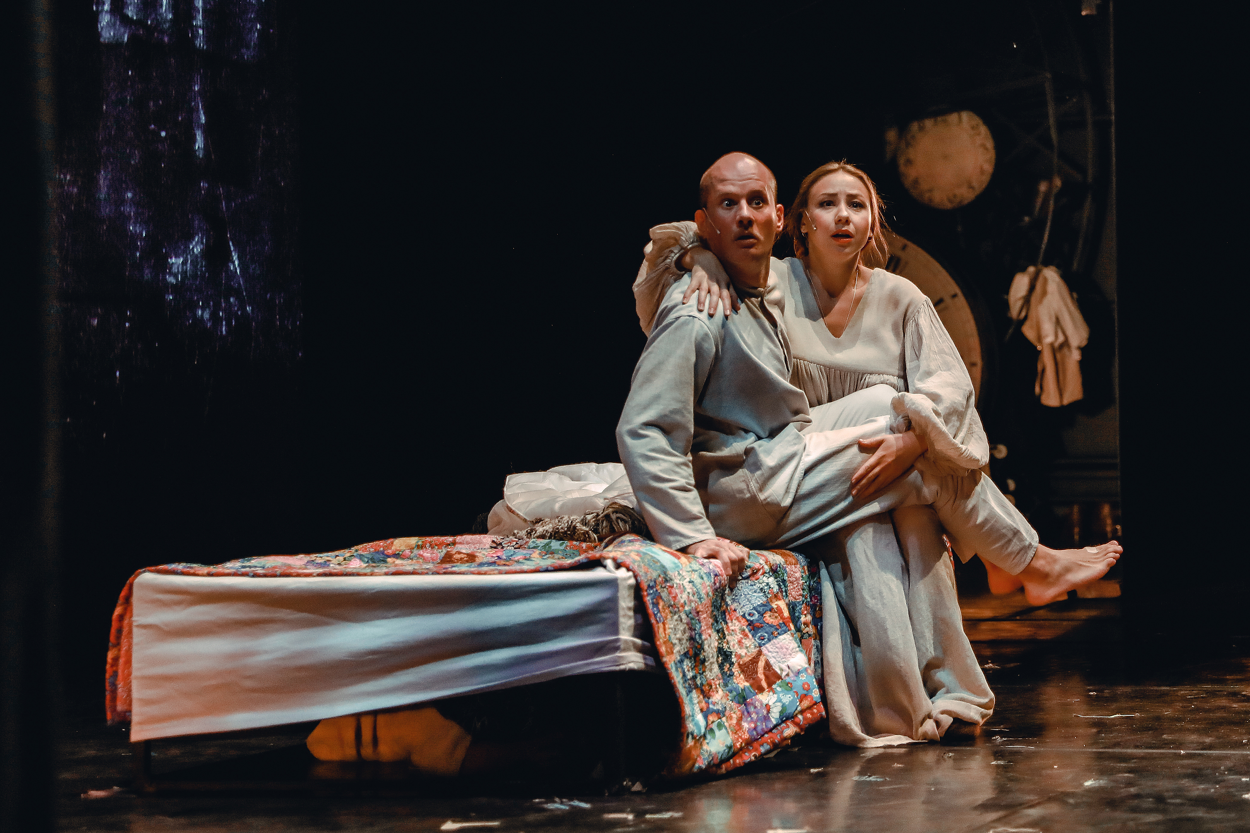 Фрагмент одного из спектаклей серии «Метаморфозы» по произведениям А.П. Чехова и И.А. Бунина