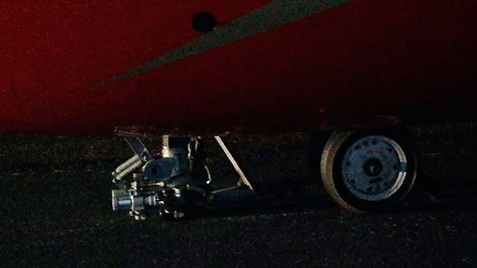 Стойка шасси разрушилась у самолета во время приземления в Томске