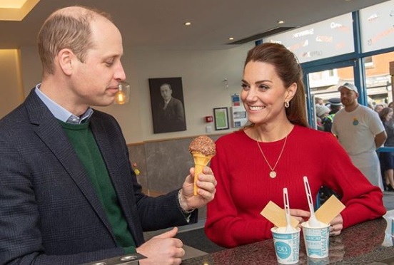 Опубликован новый официальный снимок принца Уильяма с детьми