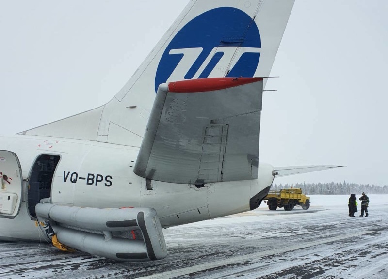 Utair: Некоторые системы аэропорта не работали при посадке самолета в Коми