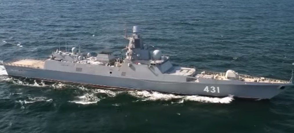 Испытания нового фрегата «Адмирал Касатонов» попали на видео