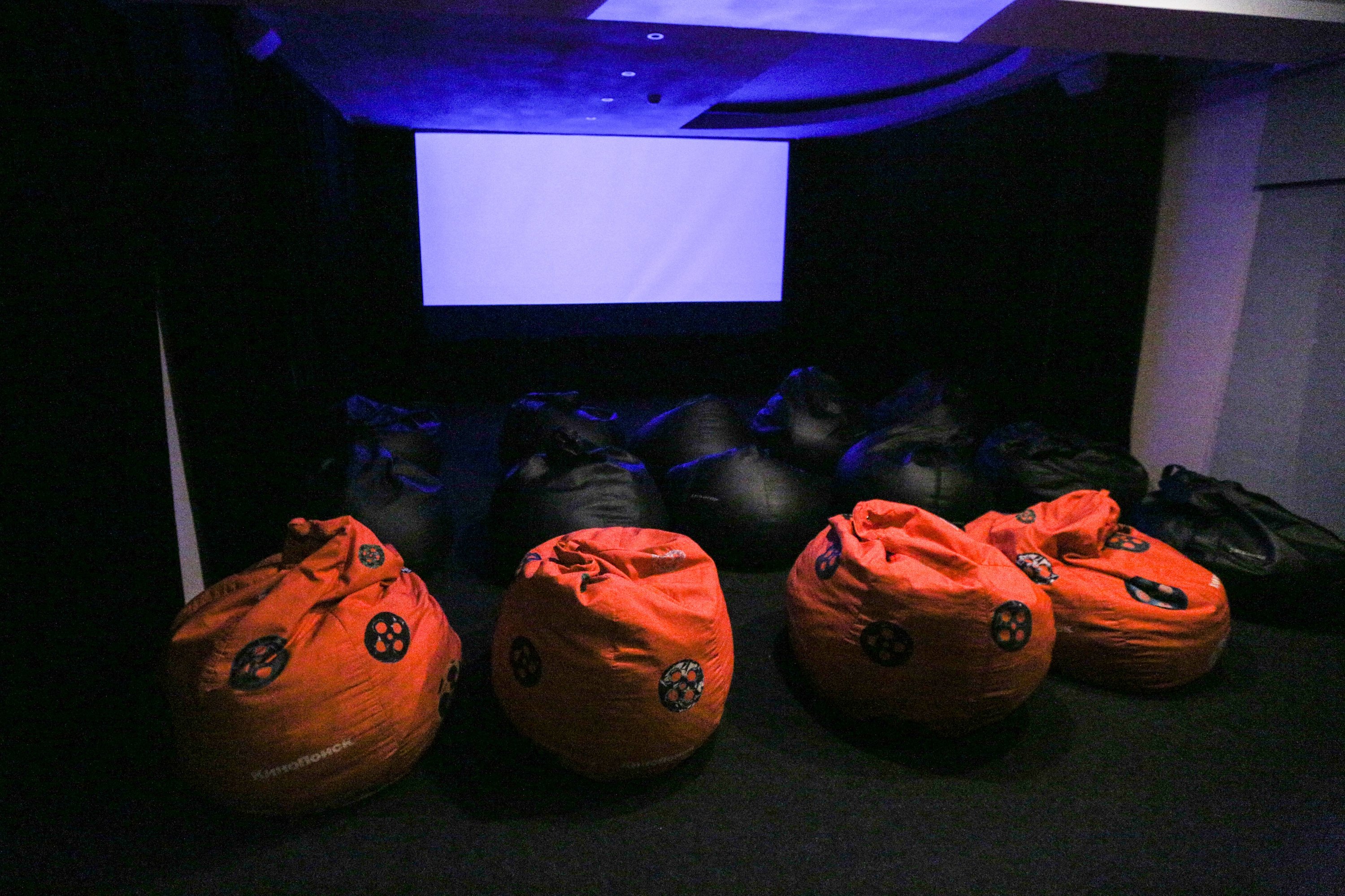 Названы места с высоким риском заразиться коронавирусом