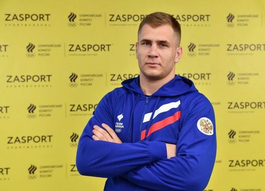 Александр Головин выступал в весовой категории до 97 кг