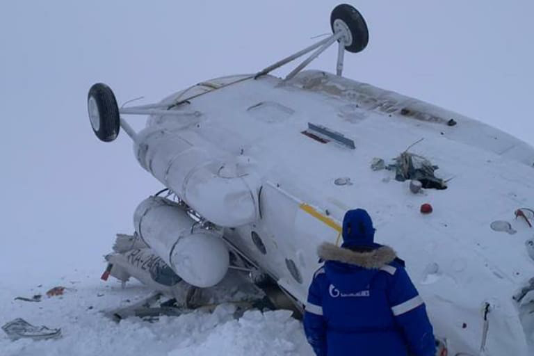 Вертолет Ми-8 совершил жесткую посадку на Ямале
